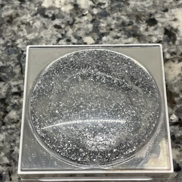 MAC Snowglobe eye shawdow / cool - Picture 2 of 4